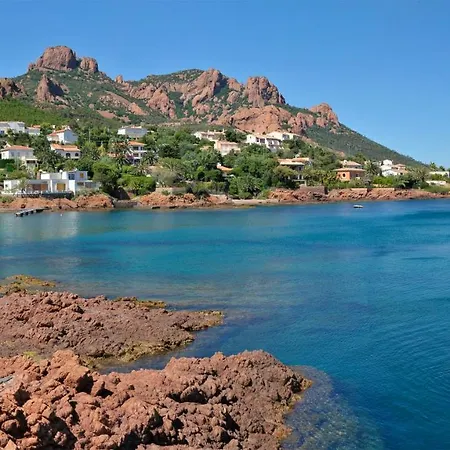 Les Flots Bleus Face A La Au Pied Du Massif De L'esterel Apartmán Saint-Raphaël