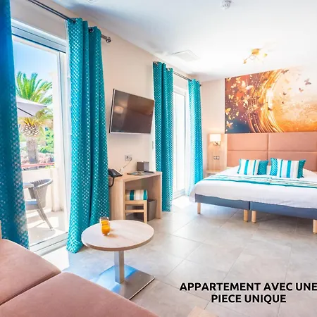 Les Flots Bleus Face A La Au Pied Du Massif De L'esterel Apartmán *